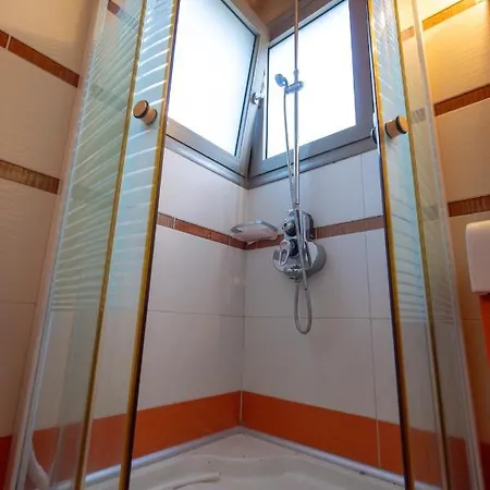 Daire Garden House - Asklipio *